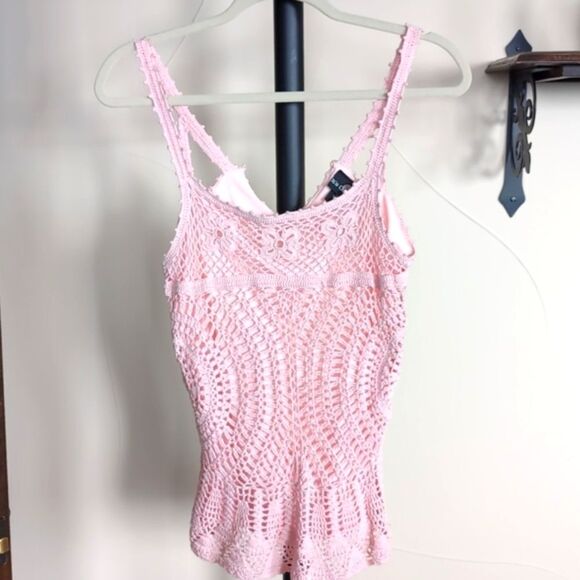 Pretty in Pink 🩷Crocheted Tank Top - Picture 3 of 11